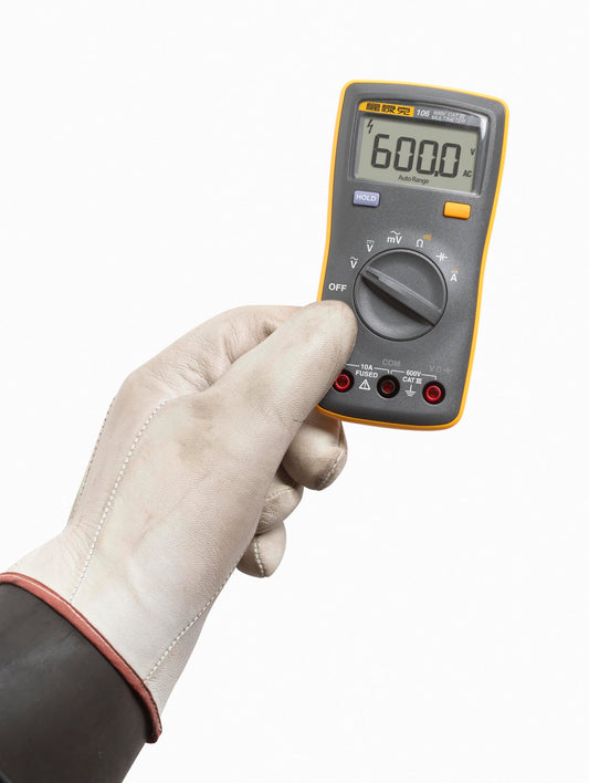 Fluke 디지털 멀티미터 AC DC 전압 전류 저항 커패시턴스 CAT III 600 V 2번 사진
