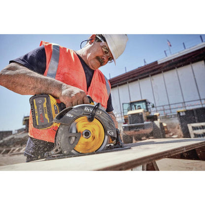DEWALT 충전 원형톱 DCS578B 7-1/4인치 최대절단깊이 2-9/16인치 57도 베벨 3번 사진