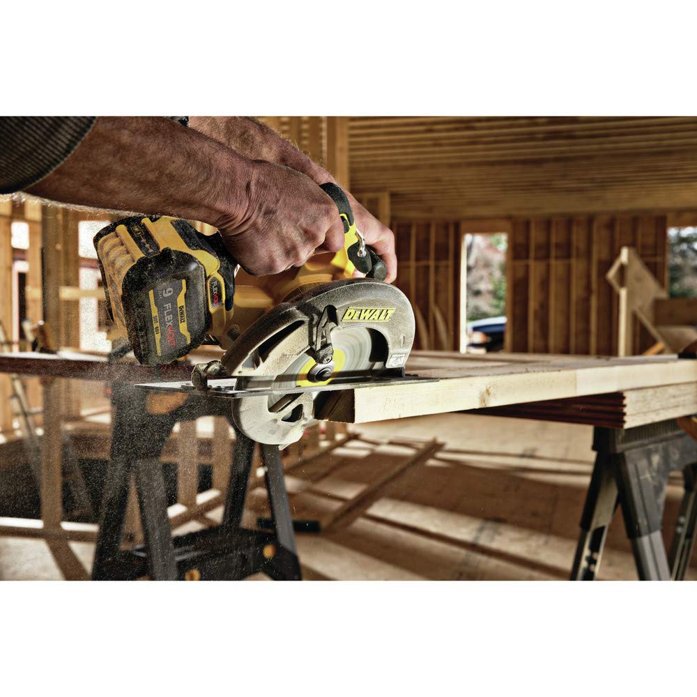 DEWALT 충전 원형톱 DCS578B 7-1/4인치 최대절단깊이 2-9/16인치 57도 베벨 4번 사진